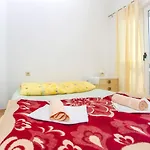 With Parking Space Baska Voda, Makarska - 6761 Appartement Baška Voda